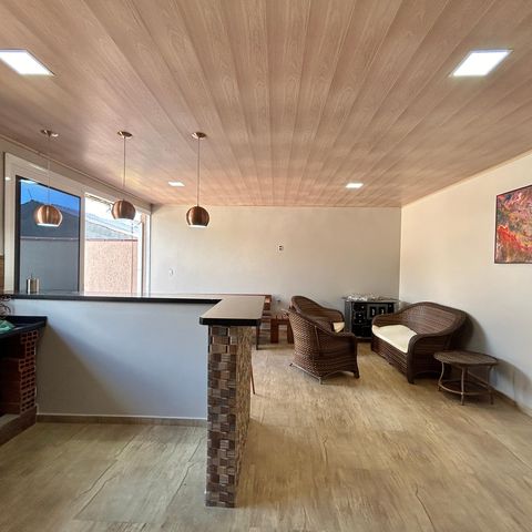 Casa à venda com 176m², 3 quartos e 4 vagas Casa à venda com 176m², 3 quartos e 4 vagasÁrea comum