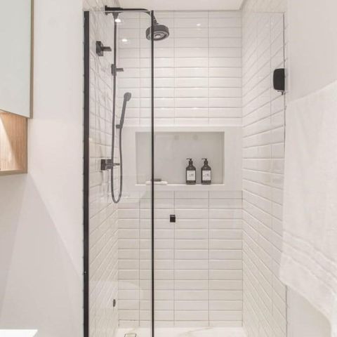 Studio para alugar com 47m², 1 quarto e 1 vaga Studio para alugar com 47m², 1 quarto e 1 vagaBanheiro