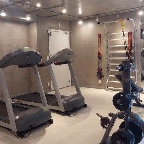 Studio para alugar com 47m², 1 quarto e 1 vaga Studio para alugar com 47m², 1 quarto e 1 vagaÁrea comum - Academia