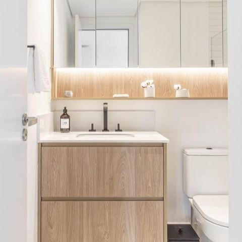 Studio para alugar com 47m², 1 quarto e 1 vaga Studio para alugar com 47m², 1 quarto e 1 vagaBanheiro