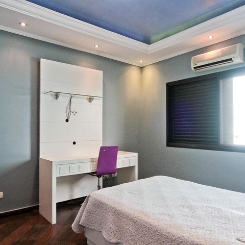 Casa à venda com 610m², 5 quartos e 10 vagasSuíte 3