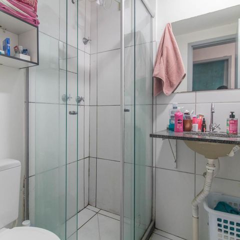 Apartamento à venda com 47m², 2 quartos e 1 vagaBanheiro Social