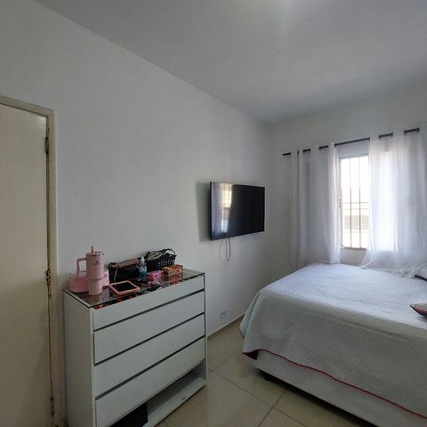 Casa à venda com 98m², 3 quartos e 3 vagas Casa à venda com 98m², 3 quartos e 3 vagasQuarto 2