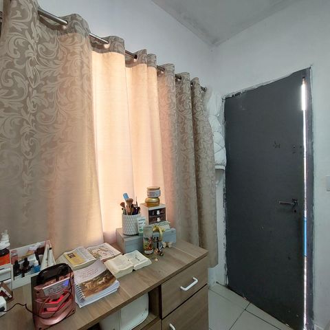 Casa à venda com 98m², 3 quartos e 3 vagas Casa à venda com 98m², 3 quartos e 3 vagasQuarto de Serviço