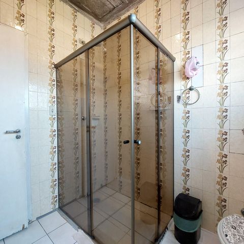 Casa à venda com 98m², 3 quartos e 3 vagas Casa à venda com 98m², 3 quartos e 3 vagasBanheiro 2