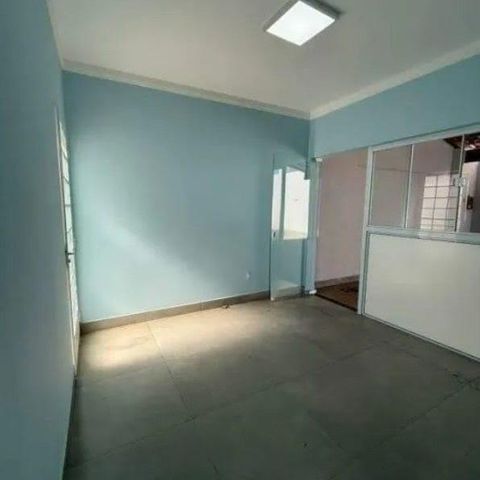 Casa para alugar com 61m², 2 quartos e 1 vaga