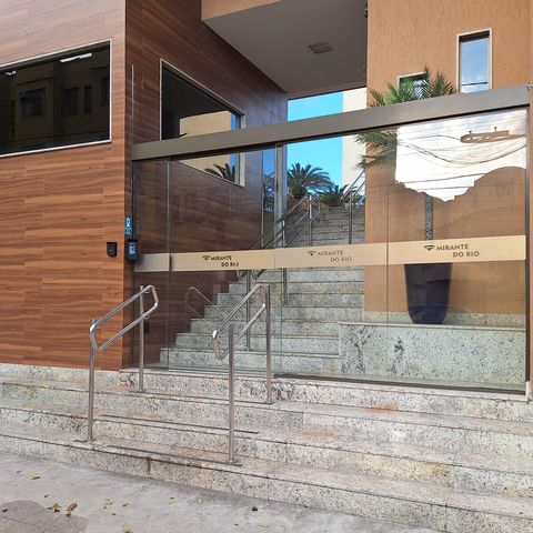 Apartamento à venda com 65m², 2 quartos e 1 vaga Apartamento à venda com 65m², 2 quartos e 1 vagaFachada