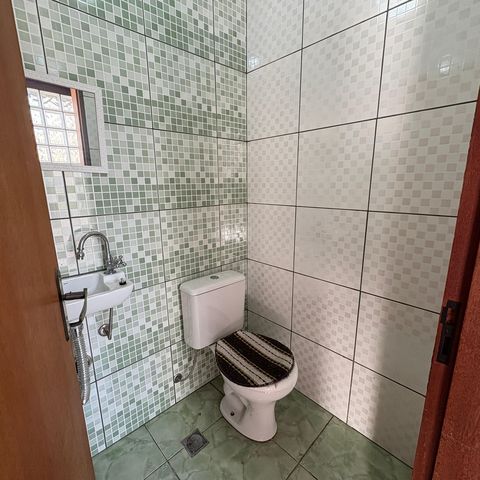 Casa à venda com 183m², 4 quartos e 2 vagasBanheiro da Área Externa