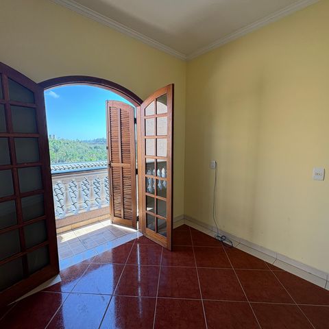 Casa à venda com 183m², 4 quartos e 2 vagasQuarto 1