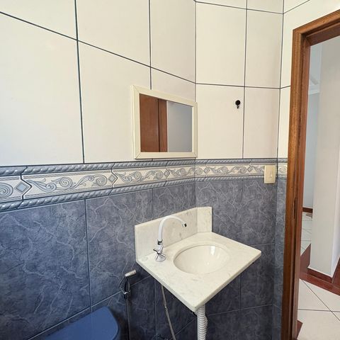 Casa à venda com 183m², 4 quartos e 2 vagasBanheiro da Suíte