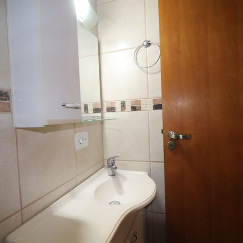 Casa à venda com 152m², 4 quartos e 2 vagasBanheiro Social