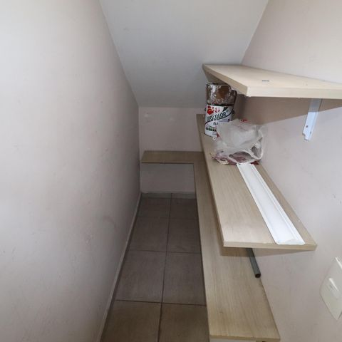 Casa à venda com 152m², 4 quartos e 2 vagasDepósito Garagem