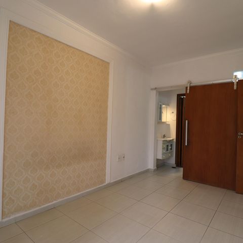 Casa à venda com 152m², 4 quartos e 2 vagasSuíte 