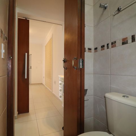 Casa à venda com 152m², 4 quartos e 2 vagasBanheiro da Suíte 