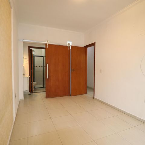 Casa à venda com 152m², 4 quartos e 2 vagasSuíte 