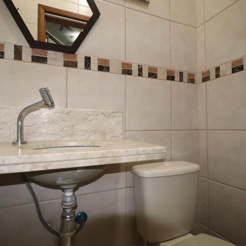 Casa à venda com 152m², 4 quartos e 2 vagasLavabo 1