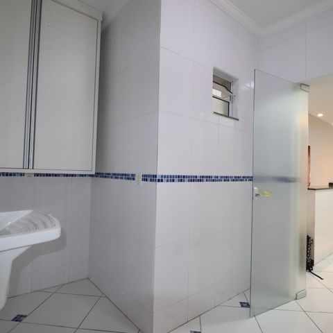 Casa à venda com 152m², 4 quartos e 2 vagasÁrea de Serviço