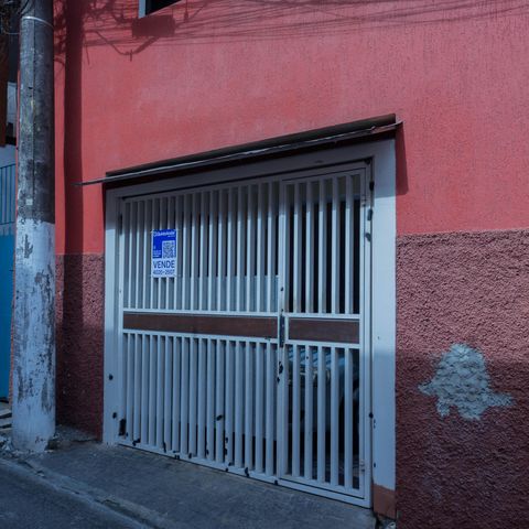 Casa para alugar com 110m², 2 quartos e 1 vaga Casa para alugar com 110m², 2 quartos e 1 vagaFachada