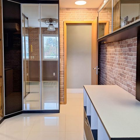 Apartamento à venda com 260m², 4 quartos e 2 vagas Apartamento à venda com 260m², 4 quartos e 2 vagasQuarto 1