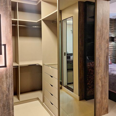 Apartamento à venda com 260m², 4 quartos e 2 vagas Apartamento à venda com 260m², 4 quartos e 2 vagasSuíte 1
