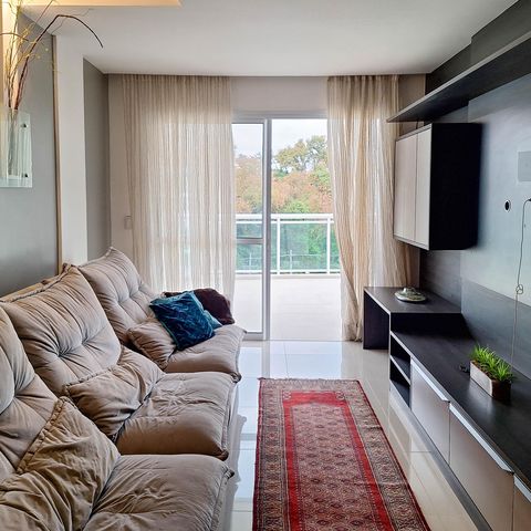 Apartamento à venda com 260m², 4 quartos e 2 vagas Apartamento à venda com 260m², 4 quartos e 2 vagasSala