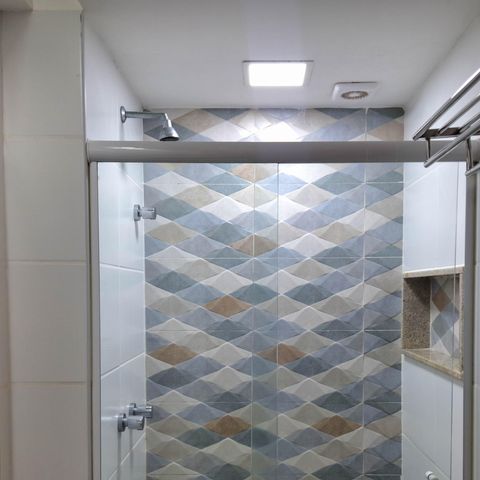 Apartamento à venda com 260m², 4 quartos e 2 vagas Apartamento à venda com 260m², 4 quartos e 2 vagasBanheiro Social