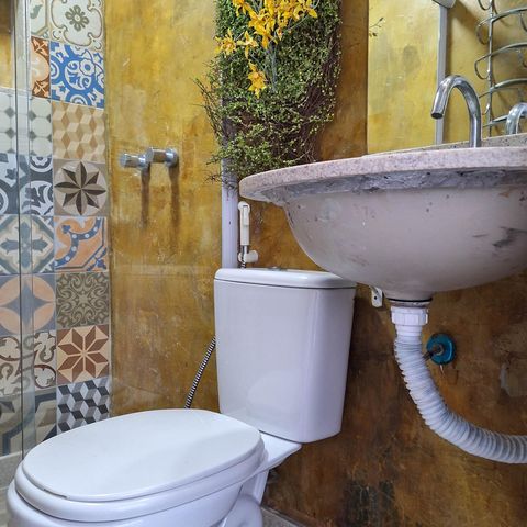 Apartamento à venda com 260m², 4 quartos e 2 vagas Apartamento à venda com 260m², 4 quartos e 2 vagasBanheiro de serviço