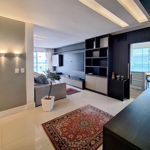 Apartamento à venda com 260m², 4 quartos e 2 vagas Apartamento à venda com 260m², 4 quartos e 2 vagasSala