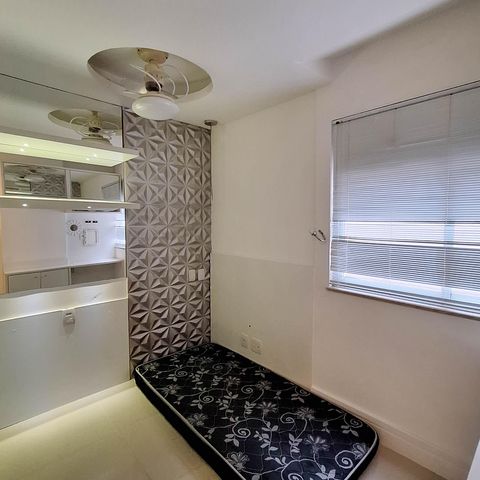 Apartamento à venda com 260m², 4 quartos e 2 vagas Apartamento à venda com 260m², 4 quartos e 2 vagasSuíte 2