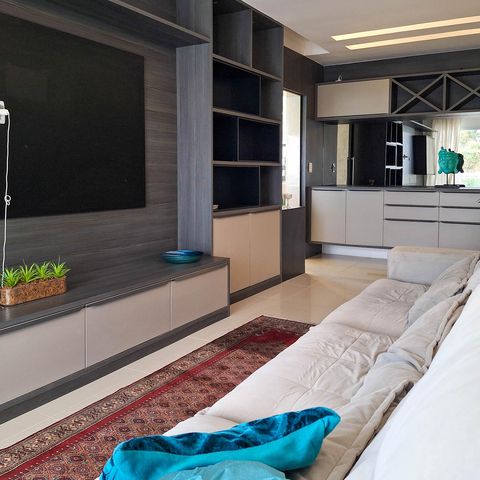 Apartamento à venda com 260m², 4 quartos e 2 vagas Apartamento à venda com 260m², 4 quartos e 2 vagasSala
