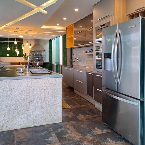 Apartamento à venda com 260m², 4 quartos e 2 vagas Apartamento à venda com 260m², 4 quartos e 2 vagasCozinha
