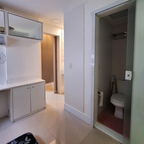 Apartamento à venda com 260m², 4 quartos e 2 vagas Apartamento à venda com 260m², 4 quartos e 2 vagasSuíte 2