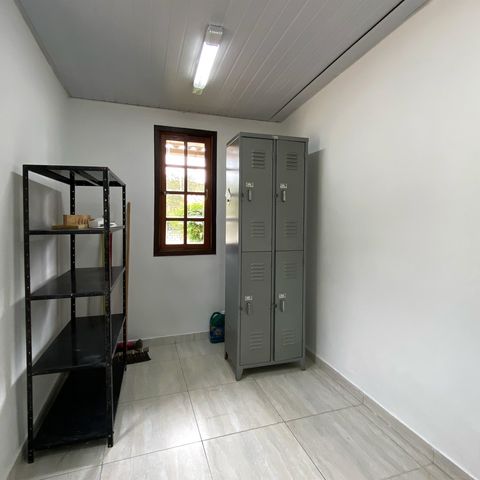 Casa para alugar com 2000m², 3 quartos e 4 vagasÁrea de Serviço