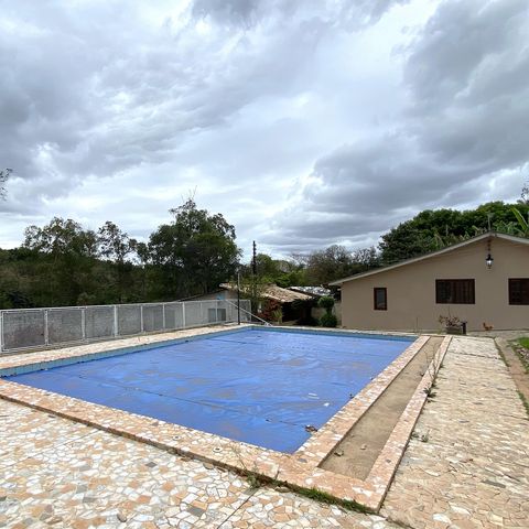 Casa para alugar com 2000m², 3 quartos e 4 vagasPiscina