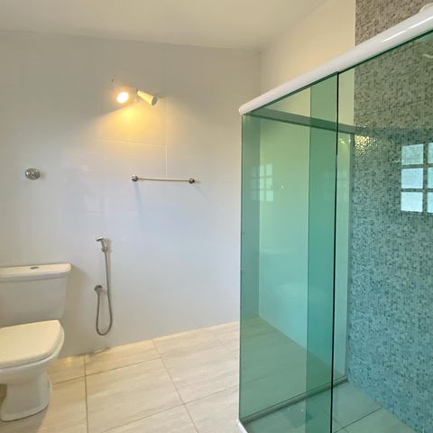Casa para alugar com 2000m², 3 quartos e 4 vagasBanheiro 1