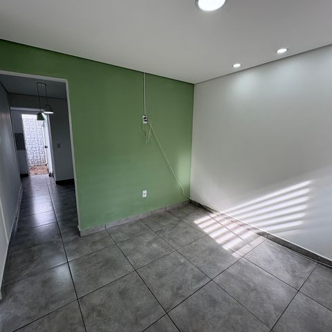 Casa à venda com 50m², 1 quarto e sem vagaSala