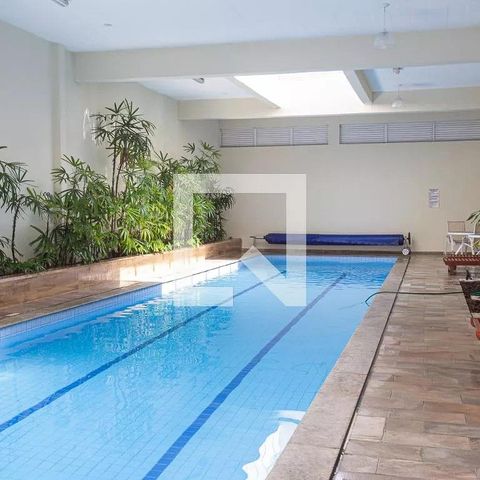 Apartamento à venda com 70m², 3 quartos e 1 vaga Apartamento à venda com 70m², 3 quartos e 1 vagaPiscina