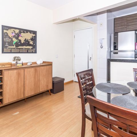 Apartamento à venda com 70m², 3 quartos e 1 vaga Apartamento à venda com 70m², 3 quartos e 1 vagaSala