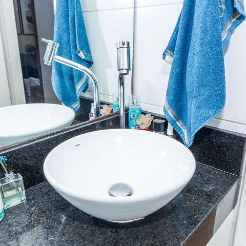 Apartamento à venda com 70m², 3 quartos e 1 vaga Apartamento à venda com 70m², 3 quartos e 1 vagaBanheiro