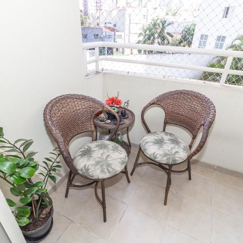 Apartamento à venda com 70m², 3 quartos e 1 vaga Apartamento à venda com 70m², 3 quartos e 1 vagaVaranda