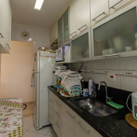 Apartamento à venda com 52m², 2 quartos e 1 vaga Apartamento à venda com 52m², 2 quartos e 1 vagaCozinha