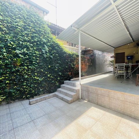 Casa à venda com 125m², 2 quartos e 2 vagas Casa à venda com 125m², 2 quartos e 2 vagasChurrasqueira