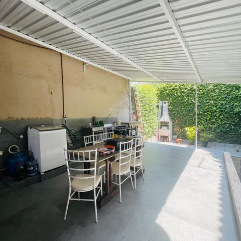 Casa à venda com 125m², 2 quartos e 2 vagas Casa à venda com 125m², 2 quartos e 2 vagasQuintal