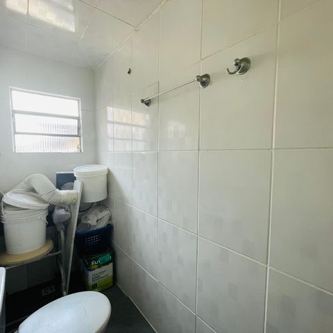 Casa à venda com 125m², 2 quartos e 2 vagas Casa à venda com 125m², 2 quartos e 2 vagasLavabo