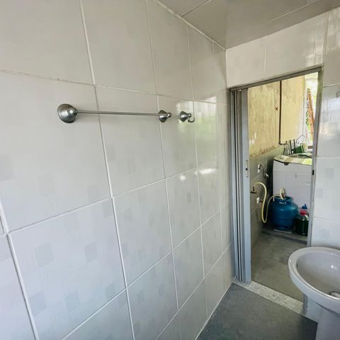 Casa à venda com 125m², 2 quartos e 2 vagas Casa à venda com 125m², 2 quartos e 2 vagasLavabo