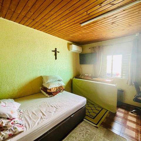 Casa à venda com 125m², 2 quartos e 2 vagas Casa à venda com 125m², 2 quartos e 2 vagasQuarto 1