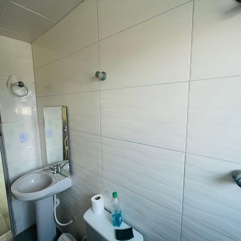 Casa à venda com 125m², 2 quartos e 2 vagas Casa à venda com 125m², 2 quartos e 2 vagasLavabo