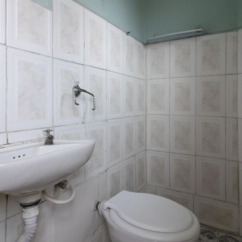 Casa para alugar com 48m², 1 quarto e sem vaga Casa para alugar com 48m², 1 quarto e sem vagaBanheiro