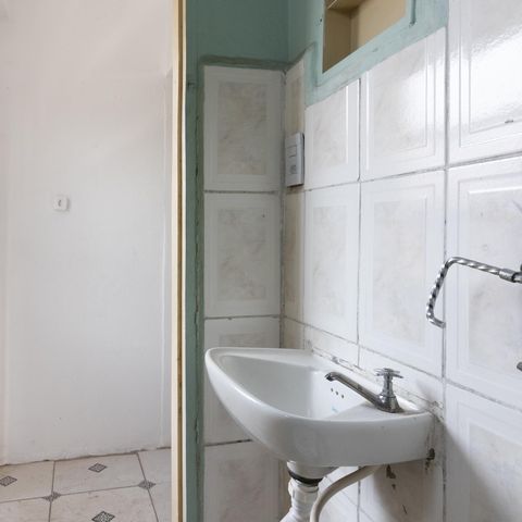 Casa para alugar com 48m², 1 quarto e sem vaga Casa para alugar com 48m², 1 quarto e sem vagaBanheiro