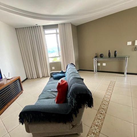 Apartamento à venda com 171m², 4 quartos e 2 vagas Apartamento à venda com 171m², 4 quartos e 2 vagasQuarto 3